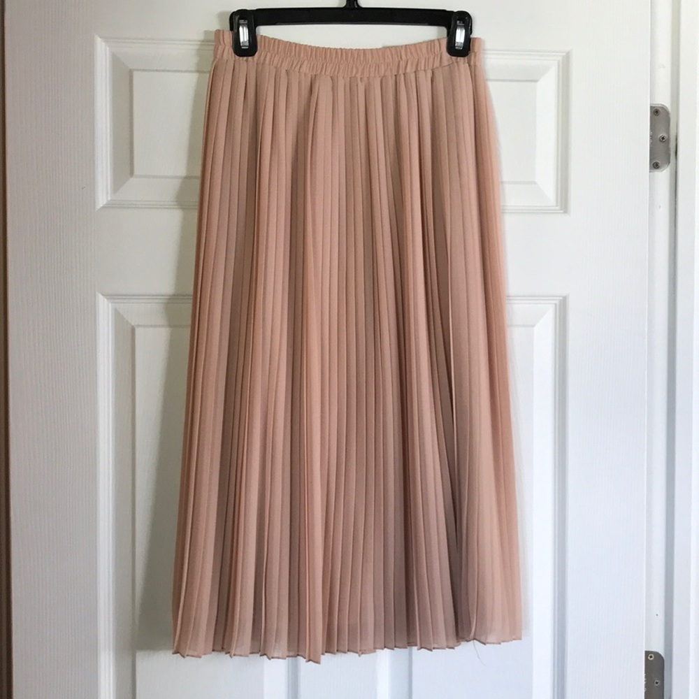 H&M Pleated MIDI
